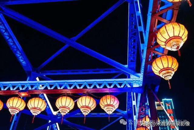 甘肃兰州：兰州两日游之兰州黄河铁桥中山桥夜景醉人 大气磅礴