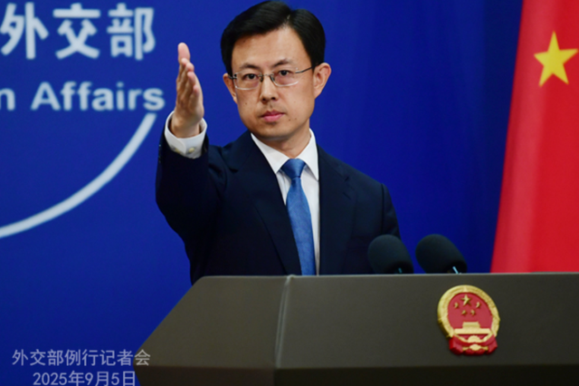 澳军连开3枪，踩踏中国红线，解放军接下挑战书，兵力已一路北上