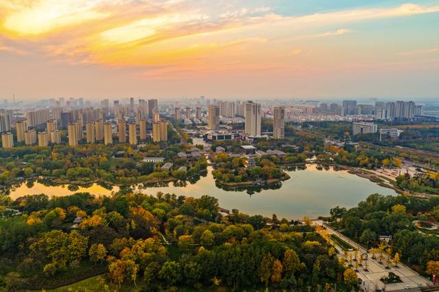 初冬访复圣文化园：与色彩和哲思对话