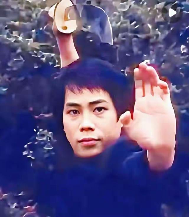 陈光标怒撕遮羞布：梁小龙哪里是病死，分明是被折腾死的！