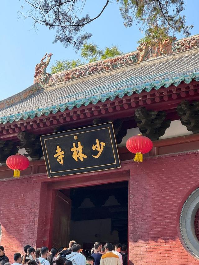 中部少林寺 南部观音山 共期待景区回归净地本色