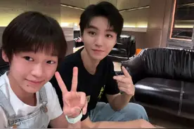 笑麻！全红婵和王俊凯的合照是这么来的！全妹的四句话震惊我四次图片