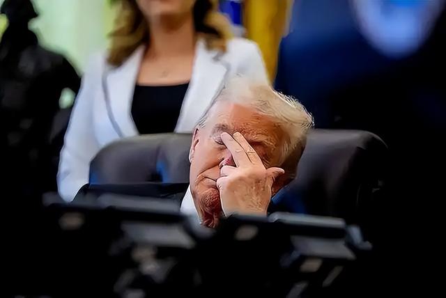 美总统即将换人？短短48小时	，特朗普话音未落，又收到三个坏消息