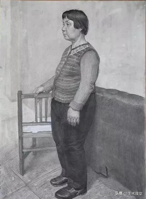 鲁迅美院人像素描留校作品，很个性的风格手法，有探索和创新性
