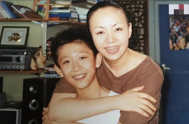 司晓迪爆料仅4天，央媒点名张一山	，信息量太大，杨紫坐不住了