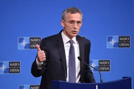 乌东争夺战白热化，欧多国放话要和俄开战，北约嗅到危险急踩刹车图片