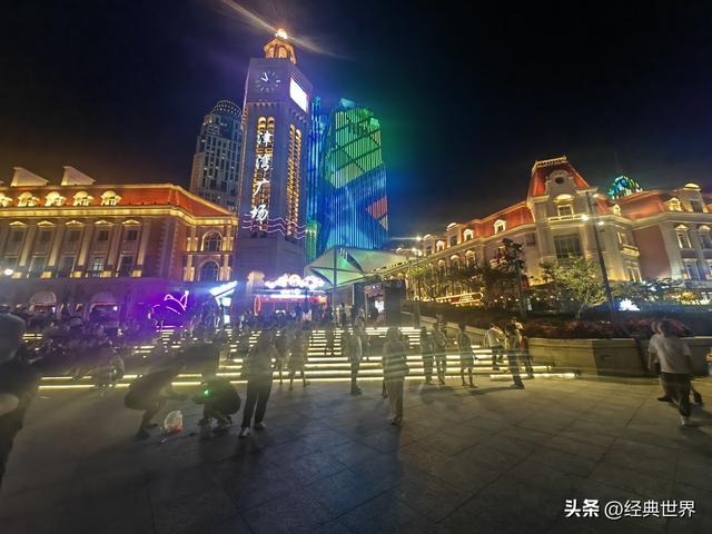 夜幕下的海河