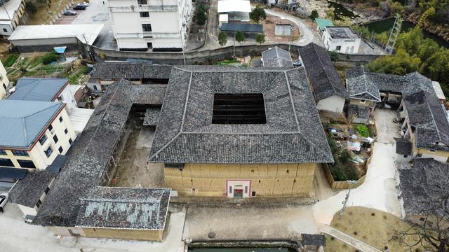 建南靖土楼——吕厝