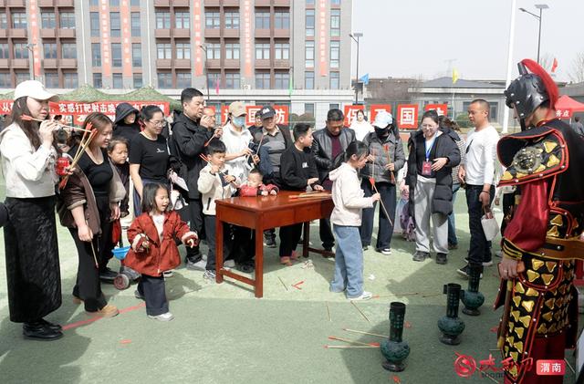 瑞马奔腾中国年 黄河岸边过大年 2026 渭南春节文旅活动绘就丰年盛景
