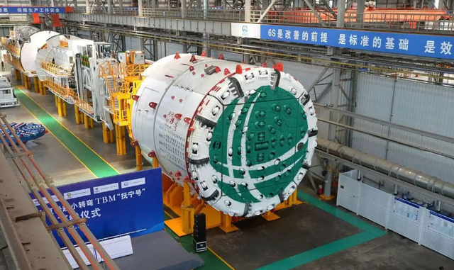 只要中国出现一家国产DUV光刻机，台积电和英伟达好日子就到头了