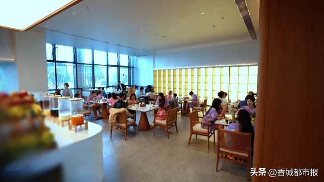 华中地区首家大型温泉水汇综合体在咸宁建成开业