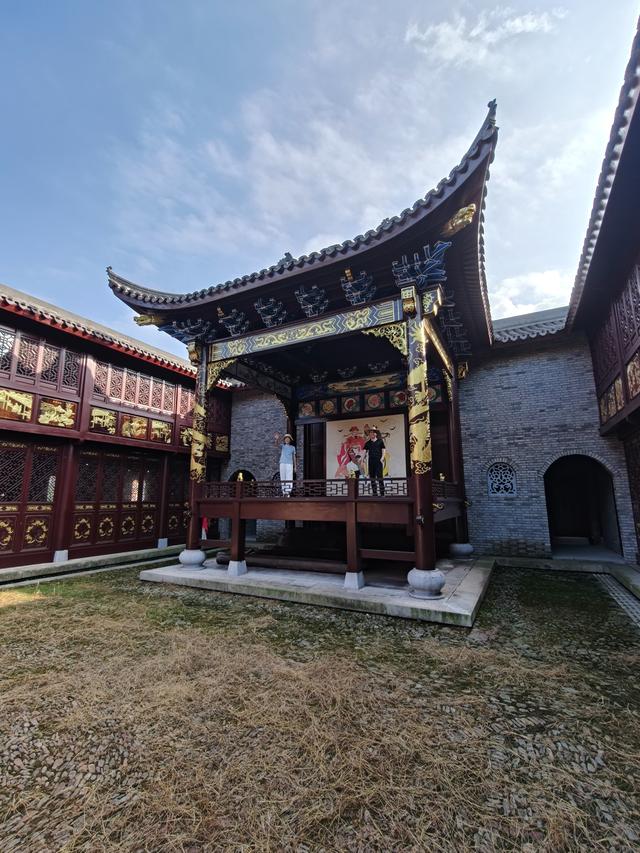 天台县山头郑村，风摇松叶南山秀，猎弹将军依依留