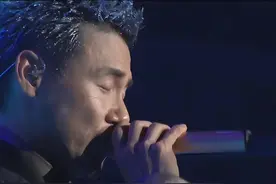 琴韵经典：天才琴童少年与歌神学友《一千个伤心的理由》绝妙交响图片