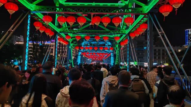 “超级黄金周”文旅成绩单发布！甘肃省订单增幅“跑赢”全国均值