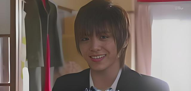 心理学家发现：不讲究吃穿、不爱撩妹的男人，有着同一类母亲