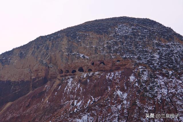 探秘隐藏在兰州红古大山深处凤凰大峡谷原生态丹霞秘境