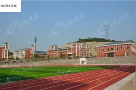 女校长轶事图片