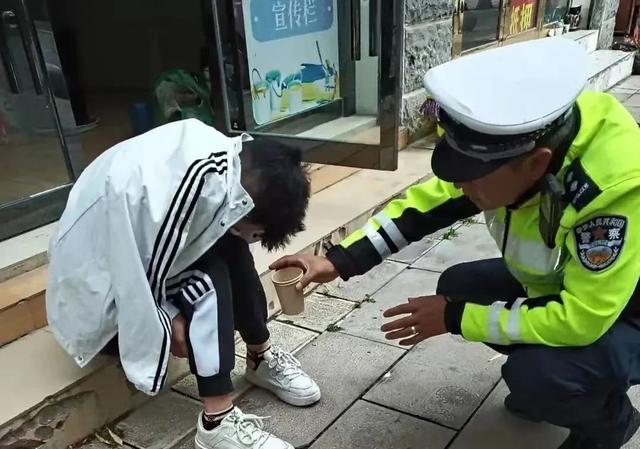 "让游客在绝美的风景中更添一份心安”