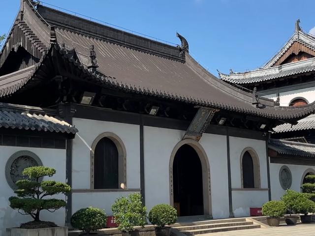 上海最美的寺庙之一,有800年历史却游客稀少!