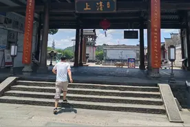 龙虎山天师府免票VS其他景区涨价，文旅方向谁对谁错？图片