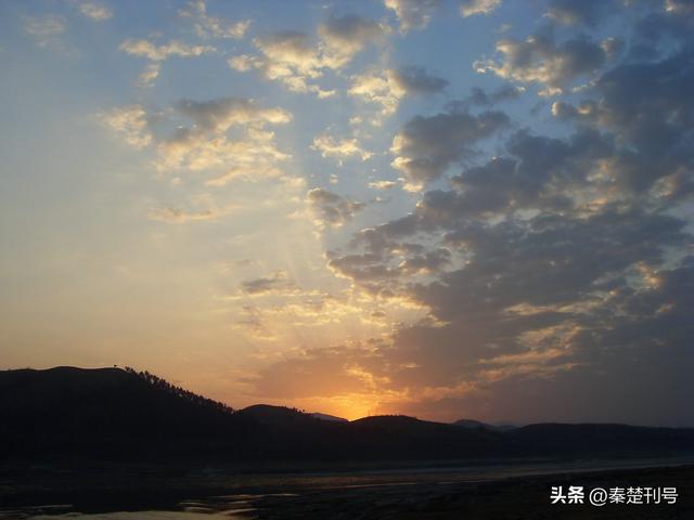 秦楚文萃：汉江暮色郧阳行记