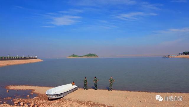 乌海 内蒙新城 周总理定名 成吉思汗铜像是城市地标 蒙餐汉餐各具特色