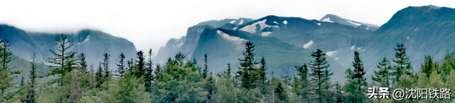 山泉水乘火车走四方