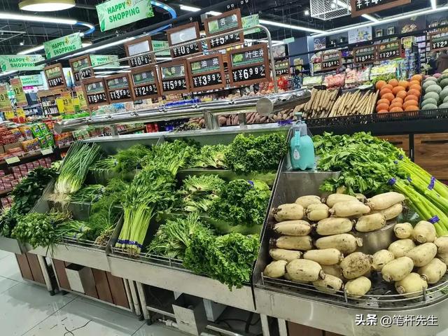 盒马老将空降高鑫零售!年薪缩水7成,能救连续8年下滑的大润发?