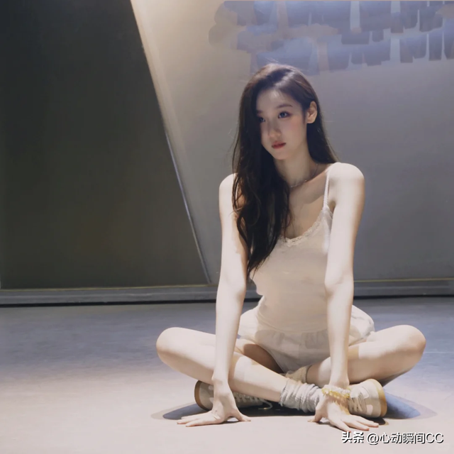 ‌北舞校花周静波：‌172cm的舞蹈精灵，治愈系笑容成她的标志！