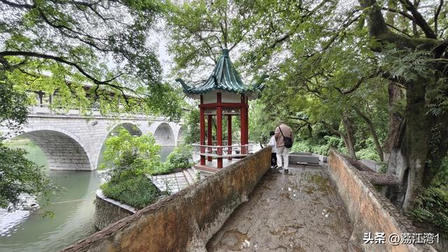 桂林：七星公园双节焕然一新