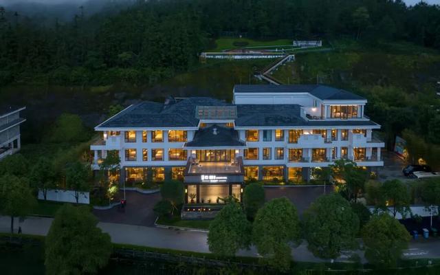 【幸福腾冲·民宿故事】腾冲半山温泉晖廷云居：于山野间，邂逅禅意栖居