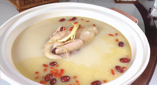 鹿肉花胶炖人参 2026年鹿肉花胶炖人参