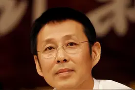 作为娱乐圈的老戏骨，陈道明是如何把戏演好的？图片