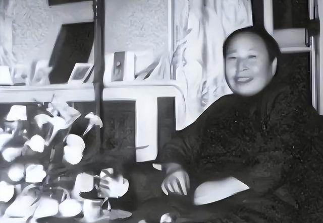 宋庆龄拒绝与孙中山合葬，坦言：她陪我53年，我答应要和她葬一起