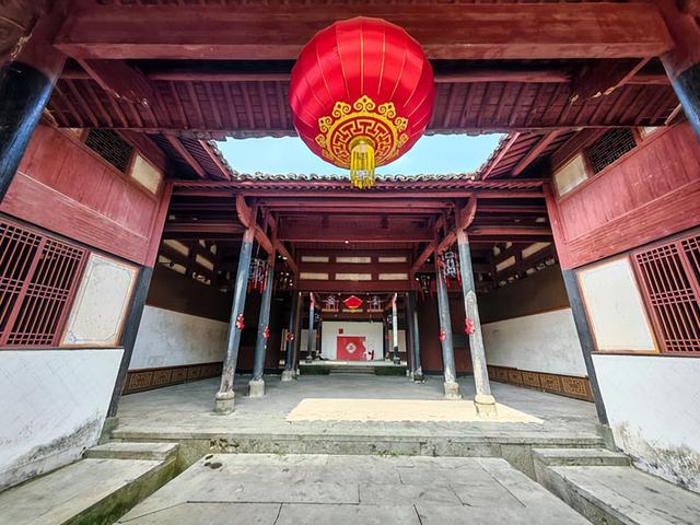 江西旅游：从竹桥古村到红色后龚行（图）