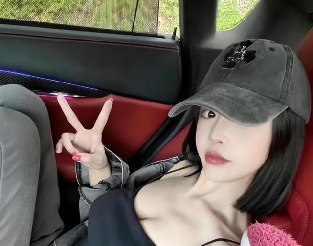 2026刚开始曝3个大瓜！睡遍男星、人体盛宴、厌恶农村人个个离谱