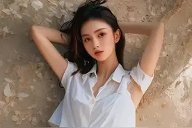 高傲女上司的二人出差之旅!图片