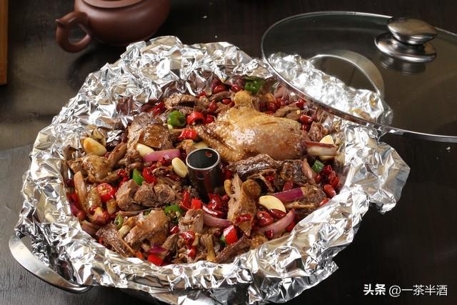 自驾营地：广西梧州市免费床车房车自驾露营地停车场主要景点美食