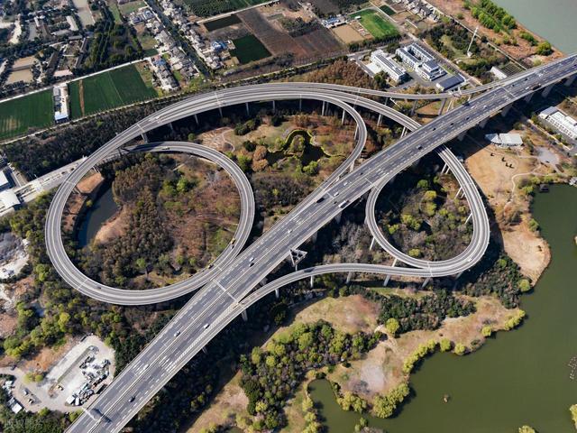 一直以为苏州、扬州够美了，直到我去了镇江！