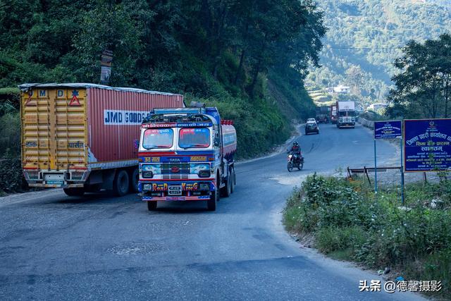 尼泊尔摄影之旅（25）——风景在路上