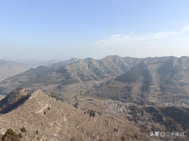 无为在歧路，免费仰天山