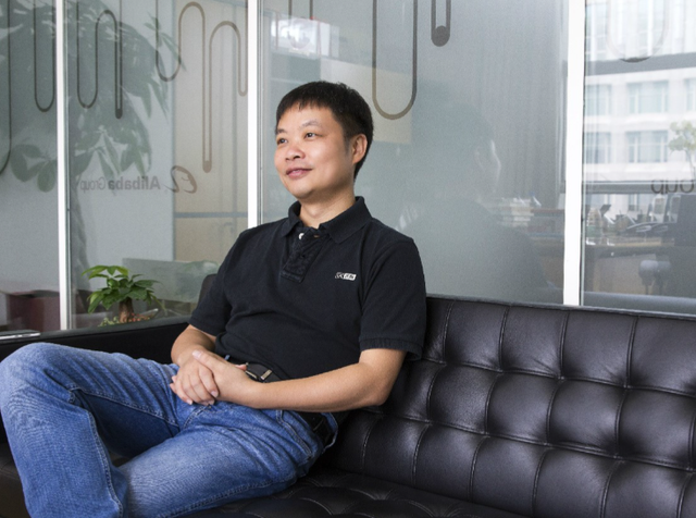 何小鹏始料未及，北京座谈会上，任正非只用一句话就让口碑飙升