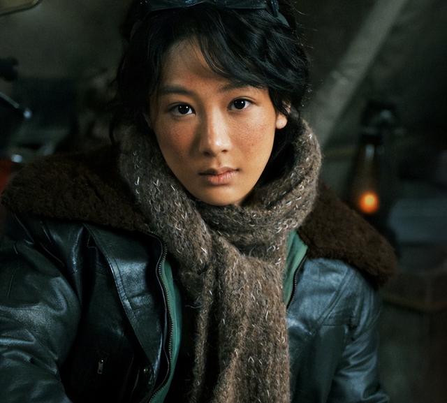 央媒发文！33岁杨紫高调官宣喜讯，事实证明，孙红雷当初没说谎