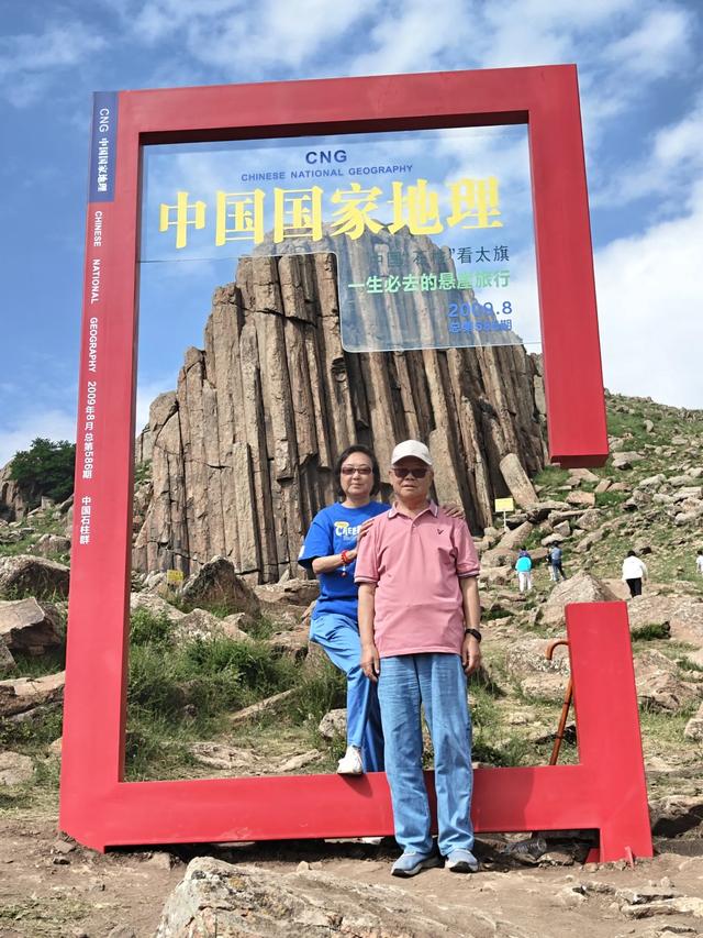 从张家口、宣化到太仆寺旗牛奶湖、石条山旅游，正好一天行程