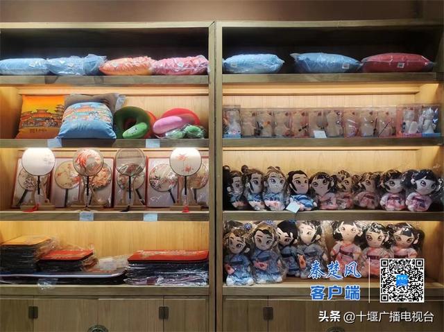 双十二逛西关印象，把房县的温度带回家！