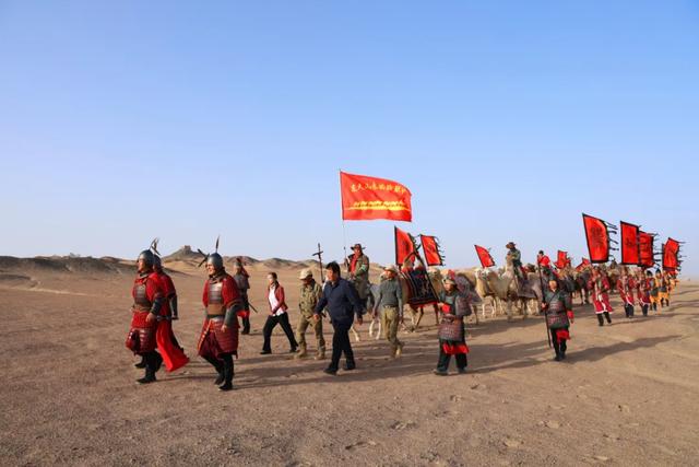 穿越古老的阳关古道,“东天山来的骆驼队”如今走到哪儿了?