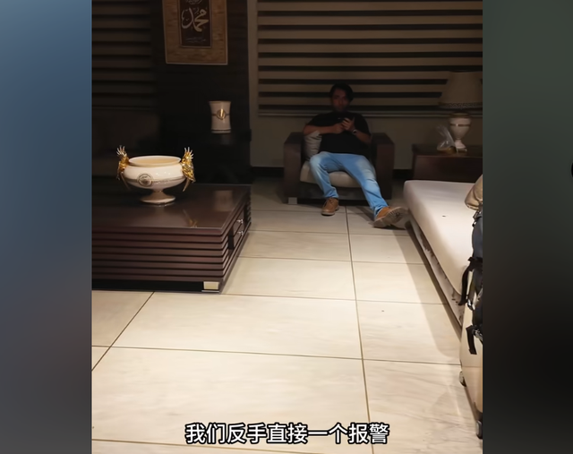 中国男子游巴基斯坦，警察一路暖心护送，却遭司机半夜盯梢要钱！