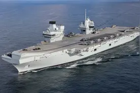 英媒：山东舰打不过英国航母，英国潜艇可击沉中国军舰图片