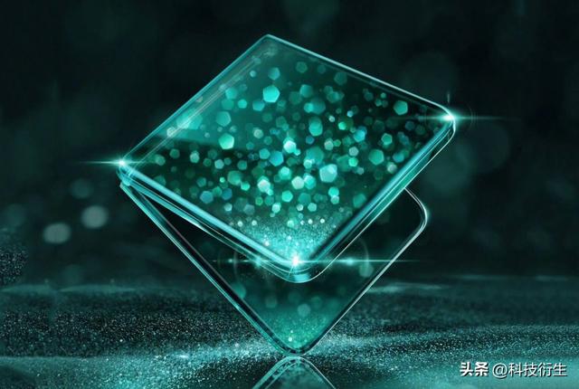 荣耀新机即将预热：全新小折叠屏，8月发布