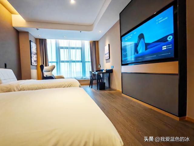 邯郸到邢台半个小时的路却两个小时才到，绿皮车一晚点就开始摆烂